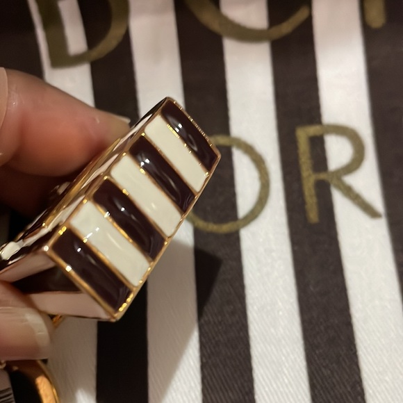 Henri Bendel Shopping Bag Key Fob - Picture 7 of 8